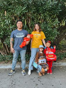 Instagram post by @chesleycarele