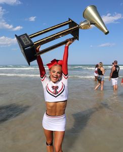 Instagram post by @calireesy