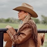 @miss_louise_daily Instagram Profile