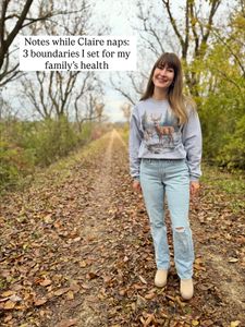 Instagram post by @smalltownallie