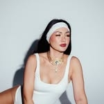 @pearlbotts Instagram Profile