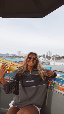 Instagram post by @_martinasalmon