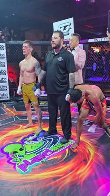 Instagram post by @round5_mma