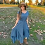 @lizzyandfamily Instagram Profile