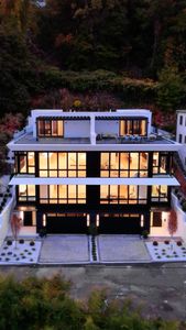 Instagram post by @claudiaroesing