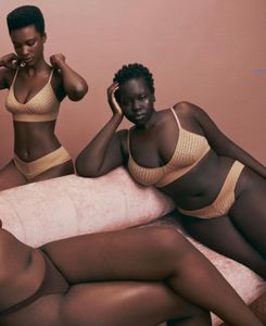 Instagram post by @anaiaku