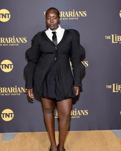 Instagram post by @anaiaku