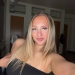 @_.mikaelaellis Instagram Profile