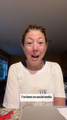 Instagram post by @hilarytopper