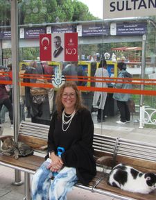 Instagram post by @hilarytopper