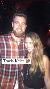 Instagram post by @dontsithome