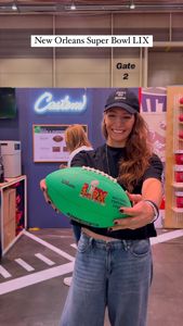 Instagram post by @dontsithome