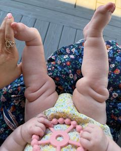 Instagram post by @rachieshnay