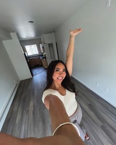 Instagram post by @zenniachia