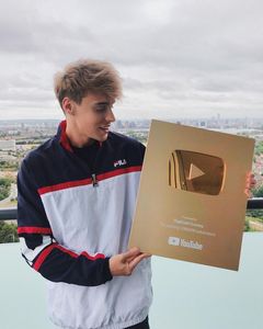 Instagram post by @raphael