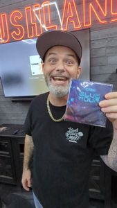 Instagram post by @def_i