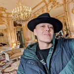 @def_i Instagram Profile