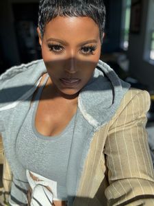 Instagram post by @themichelelopez