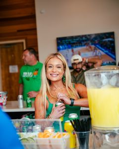 Instagram post by @gracehilbing