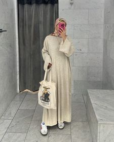 Instagram post by @hayfeezy