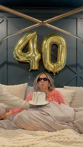 Instagram post by @thenicolenieves