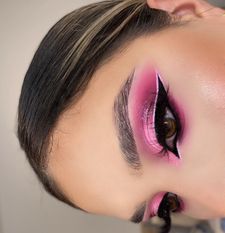 Instagram post by @mackieguzman