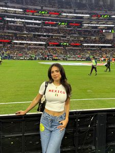 Instagram post by @jasmynisabel