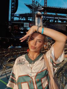 Instagram post by @lindsaystraka