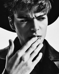 Instagram post by @theluizpessoa