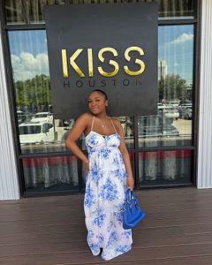 Instagram post by @_simplyhalle