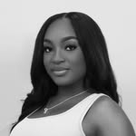 @_simplyhalle Instagram Profile