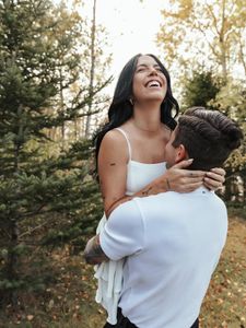 Instagram post by @jenniferecormier