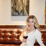 @caroline_mcconnell Instagram Profile