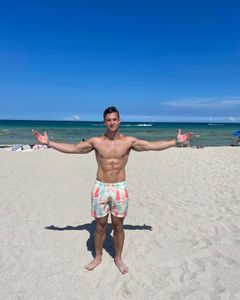 Instagram post by @p2ez