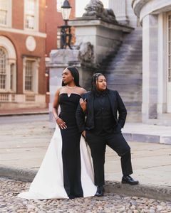 Instagram post by @chrismansfield_