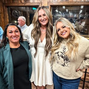 Instagram post by @thejennamorr