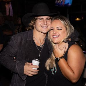 Instagram post by @thejennamorr