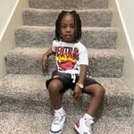 @khyson.elias Instagram Profile