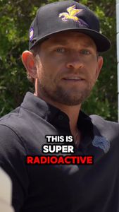 Instagram post by @alexromogolf