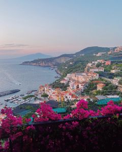 Instagram post by @emmaatopp