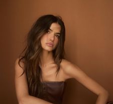 Instagram post by @ellawex