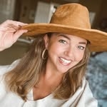 @southernchicstyle Instagram Profile