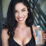 @sweetgreeneyes3 Instagram Profile