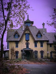 Instagram post by @samanthaefaella