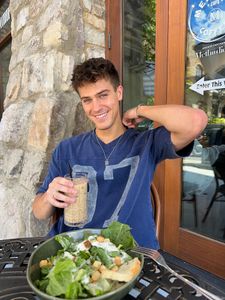 Instagram post by @thedrewbaker