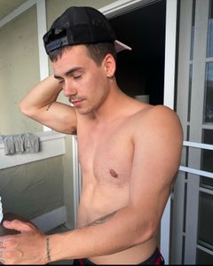 Instagram post by @wesleytucker