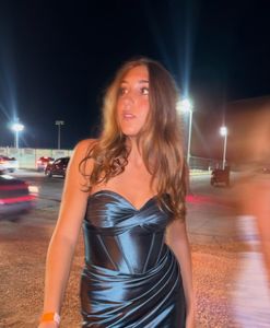 Instagram post by @haylealoraofficial