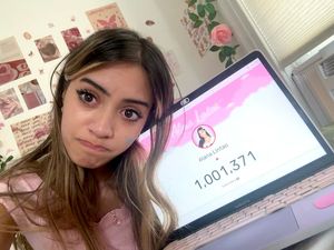 Instagram post by @alanalintao