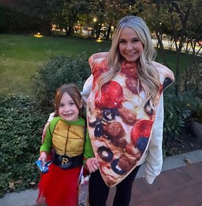 Instagram post by @nataliebomkelive