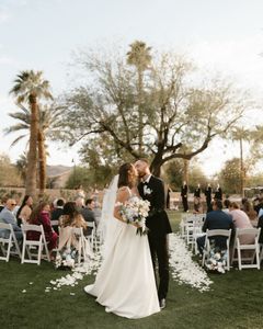 Instagram post by @megancaryphotography